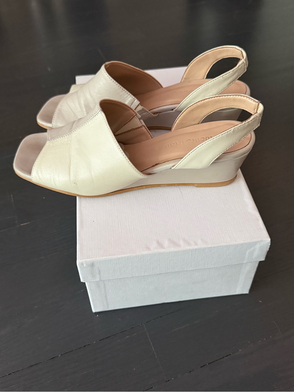 Leather Open-Toe Slingback Mules in Beige - Picture 4 of 6